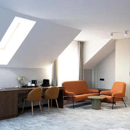 Hotel Artus 3*