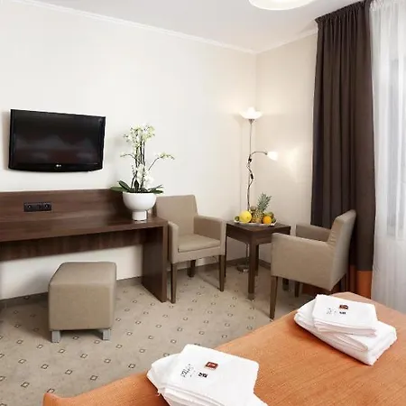 Artus Hotel 3*